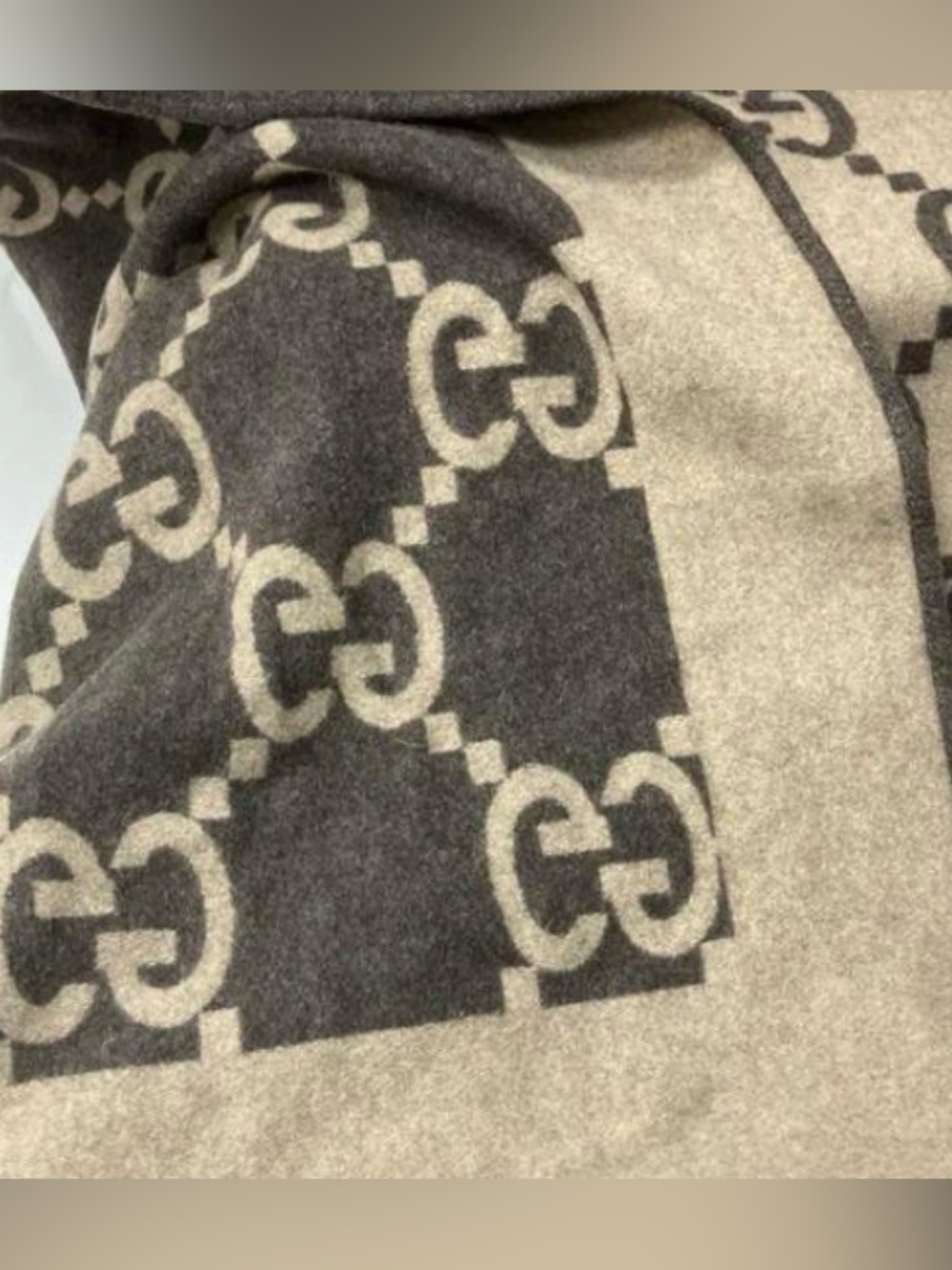 Gucci Taupe and Dark Brown GG Monogram Throw - Picture 2 of 8